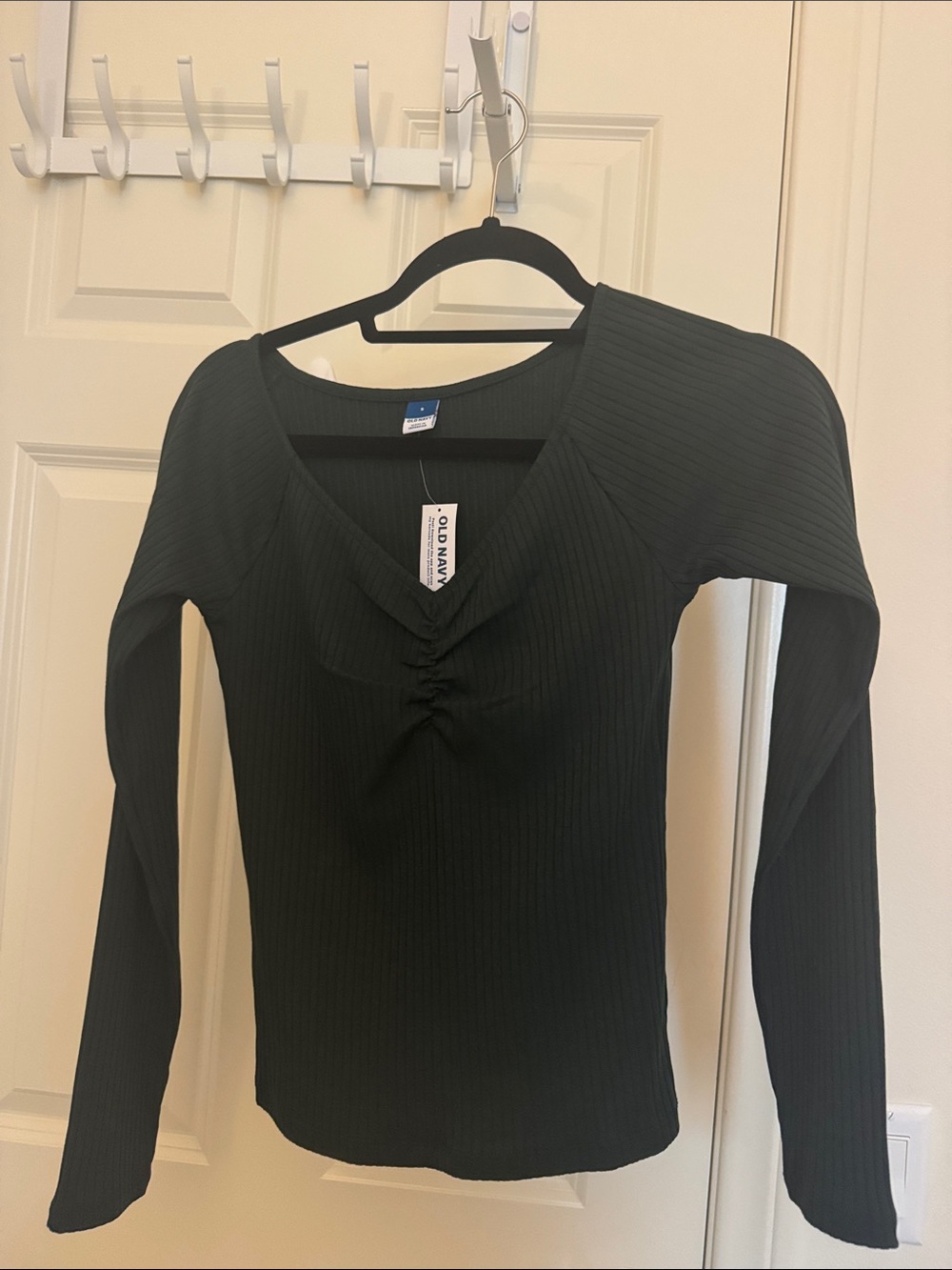 Old Navy Dark Green Ribbed Long-Sleeve V-Neck Top